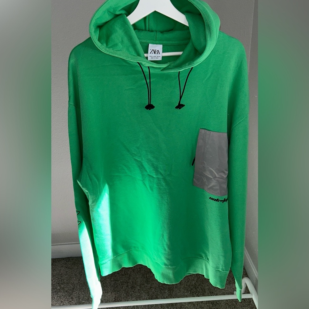 Zara Vibrant Green Hoodie with Gray Pocket Size XL